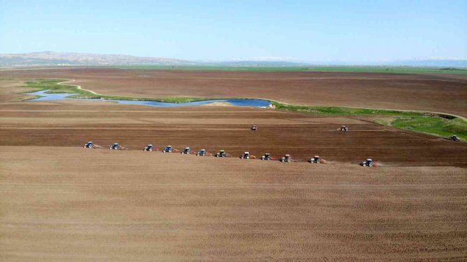 Muş Ovası’nda Ekim Mesaisi