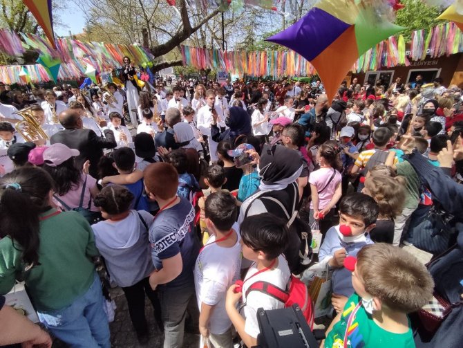 “Küçük Hanımlar Küçük Beyler Festivali” Etkinlikleri Renkli Görüntülere Sahne Oldu