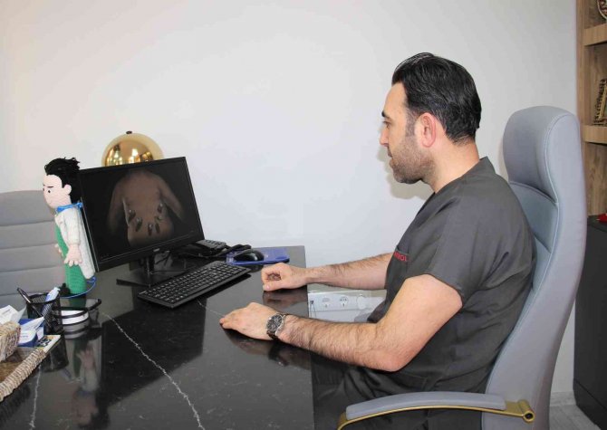 Op. Dr. Erol: "Obezite Ve Metabolik Cerrahi Ameliyatı Geçiren Hastaların İlk Bir Yıl Kesinlikle Oruç Tutmalarını Önermiyoruz"