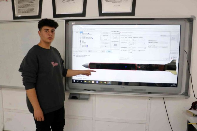 Nuri Demirağ’ın Torunları 5 Kilometre Menzilli Roket Geliştiriyor