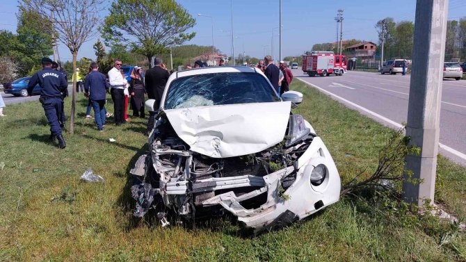 Öğretmenler Okul Dönüşü Kaza Yaptı: 5’i Öğretmen 6 Yaralı