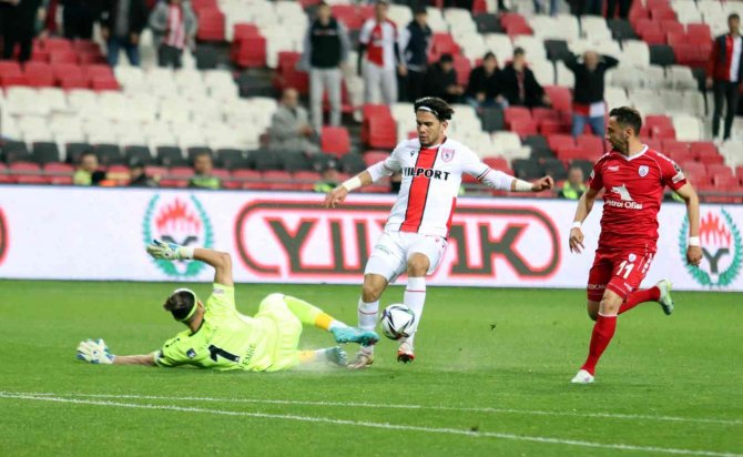 Spor Toto 1. Lig: Samsunspor: 2 - Altınordu: 1