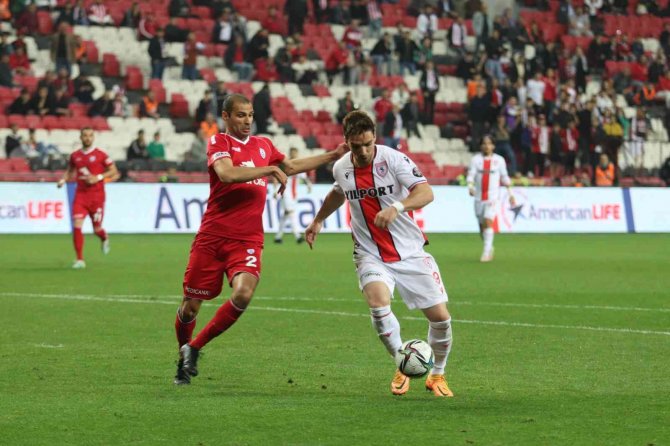 Spor Toto 1. Lig: Samsunspor: 2 - Altınordu: 1