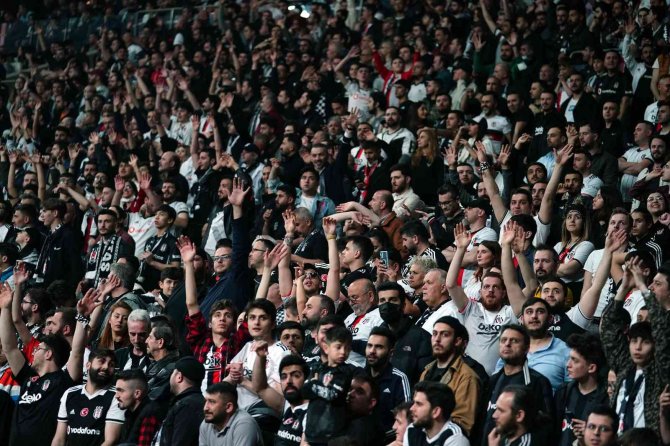 Spor Toto Süper Lig: Beşiktaş: 0 - Kasımpaşa: 2 (İ̇lk Yarı)
