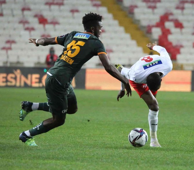Spor Toto Süper Lig: Sivasspor: 1 - Alanyaspor: 0 (Maç Sonucu)