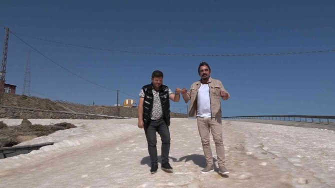 Nemrut Kalderasında Kış Devam Ediyor