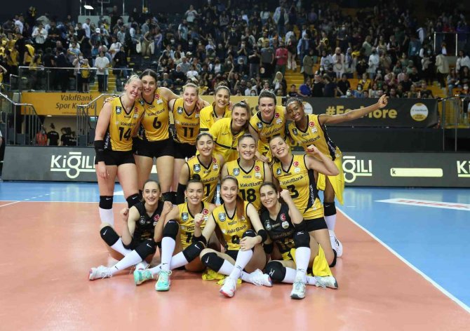 Vakıfbank, Sultanlar Ligi’nde Finalde