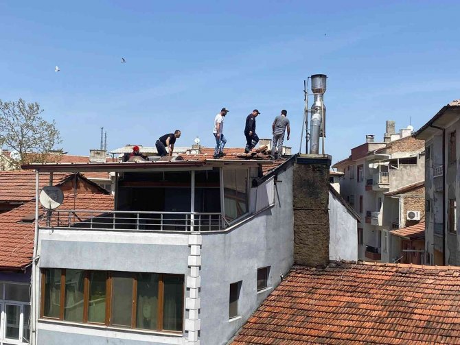 Baca Yangını Korkuttu