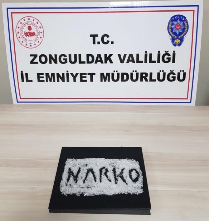 Emniyetten Uyuşturucu Operasyonu; 4 Kişi Tutuklandı