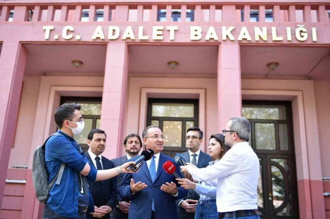 Bakan Bozdağ: “Ne Abd’nin Ne De Başka Bir Ülkenin Türkiye’nin Yargılaması İle İlgili Söz Söylemeye Hakkı Yoktur”