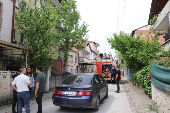 Uyuşturucunun Etkisindeydi: Annesinin Haber Verdiği Polisleri Görünce Camdan Atlayarak Kaçmaya Çalıştı