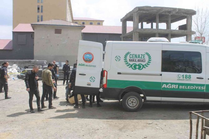 Ağrı’da 17 Yaşındaki Bir Genç Ölü Olarak Bulundu