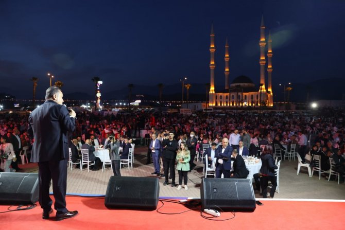 Başkan Böcek’ten Çevre Dostu Çiftçi Kart Müjdesi