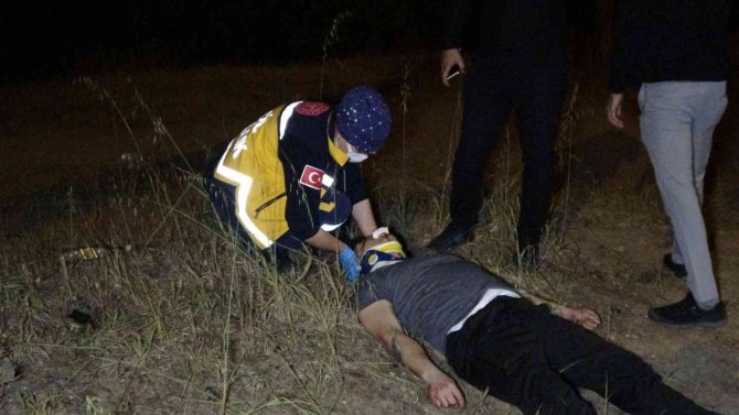 Alkollü Sürücü Çam Ağacına Çarptı: 1’i Ağır 2 Yaralı