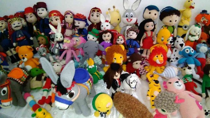 Atıklardan Yapılan Oyuncaklar Çocukları Sevindirdi