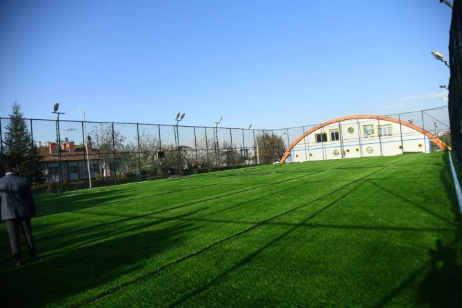 Başiskele Yeniköy Spor Kulübü Tesisleri Yenileniyor