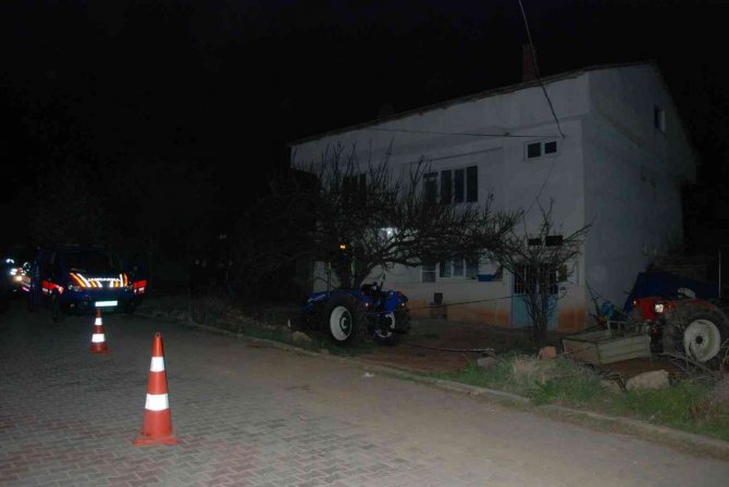 Eski Eşini Çocuğunun Gözü Önünde Ellerini Bağlayarak Öldüren Cani İçin Müebbet Hapis İstendi