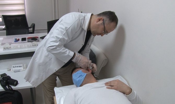 Uyguladığı Yöntemle Migren Hastalarına Umut Oldu