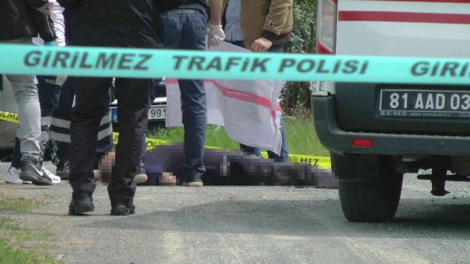 Sokak Ortasında Ceset Bulundu
