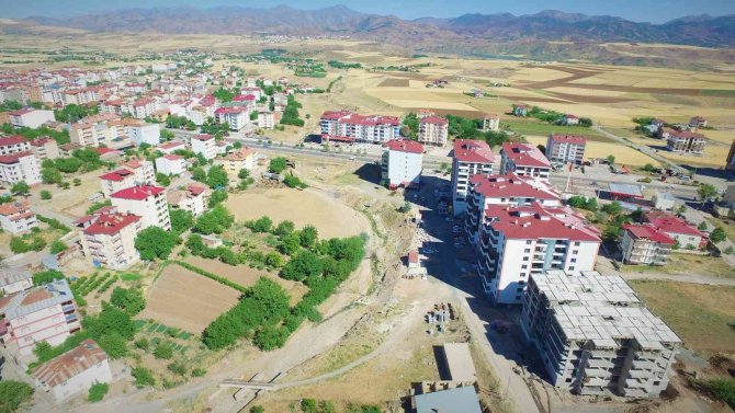 Elazığ’da Kapıaçmaz Deresi Islah Edildi