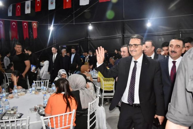 Enerji Ve Tabii Kaynaklar Bakanı Dönmez: "Siirt’te 3 Bin 300 Varil Petrol Üretiliyor"
