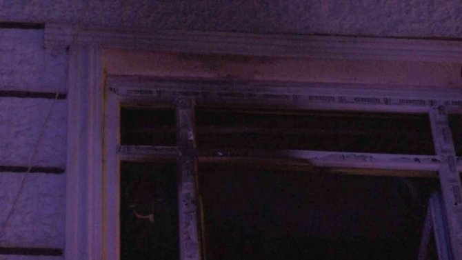 Esenyurt’ta 6 Katlı Binada Çıkan Yangında Mahsur Kalan 12 Kişi Kurtarıldı
