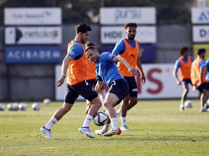 Fenerbahçe, Gaziantep Fk Maçı Hazırlıklarını Devam Ettirdi