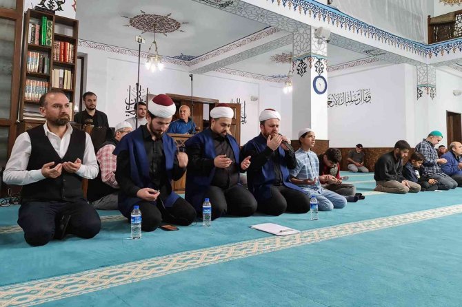 Fethiye’de İlk Defa Enderun Usulü Teravih Kılındı