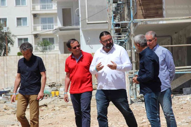 Fransız Akademisyenler Kuşadası’ndaki Yapı Sistemini İnceledi