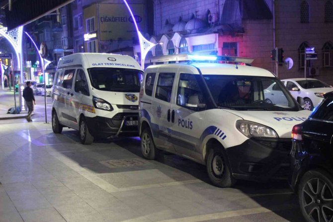 Yaşlı Kadın Evinde Ölü Bulundu
