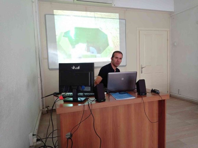 Köyceğiz’de Çiftçilere Bitki Koruma Konusunda Eğitim Verildi