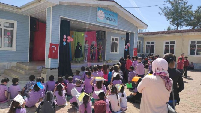 Köyceğiz’de Köy Çocukları Tiyatro İle Buluştu