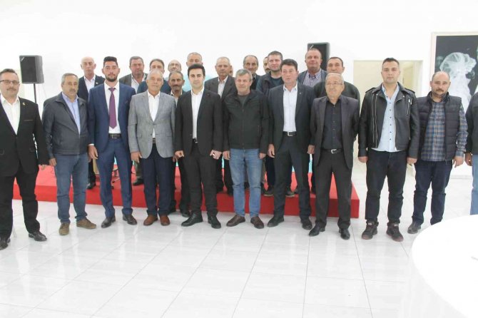 Manyas Muhtarlar Derneğinden İftar