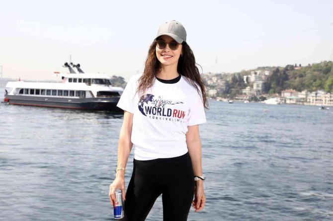 Ayşe Tolga Ve Müjde Uzman’dan Wings For Life’a Destek