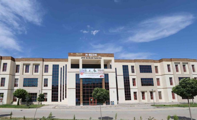 Nevü’de “Cappadocia Journal Of Sports Scienceand Medicine Dergisi” Yayına Başladı