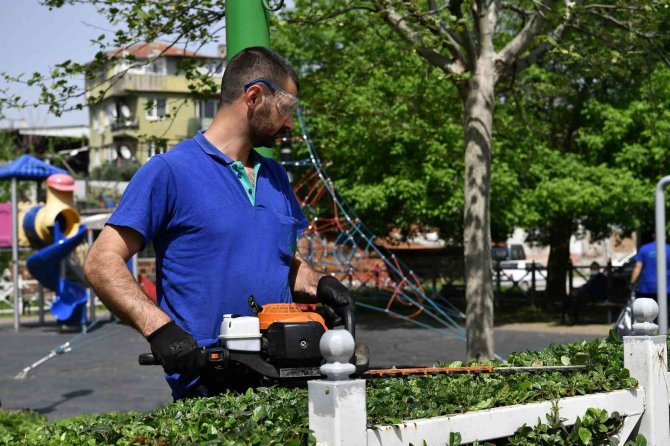 Parklara ’Bahar’ Bakımı