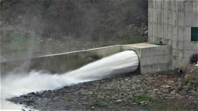 Samsun’da Barajlar Coştu