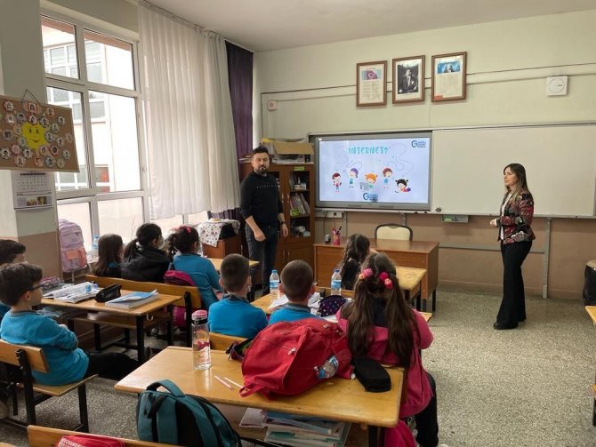 Öğrencilerin Hayallerindeki Hikayeler Yazıya Dönüşüyor