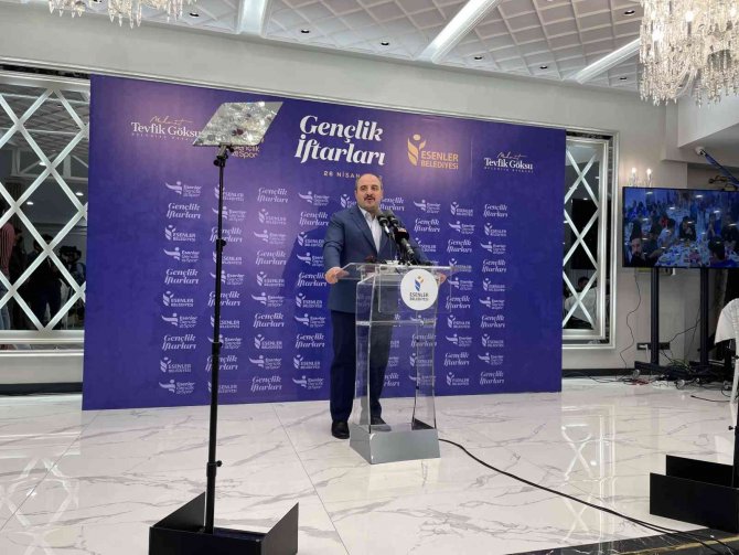 Bakan Varank: “Türkiye’yi Gençlerle Birlikte En Büyük 10 Ekonomiden Biri Yapacağız”