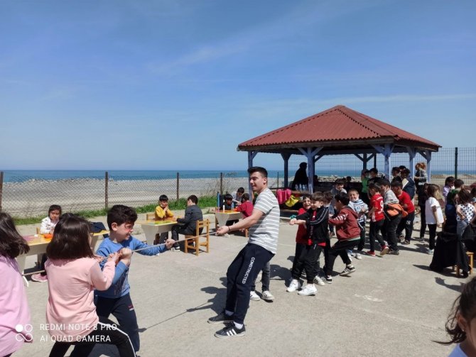 Yeni Nesil, Geleneksel Çocuk Oyunlarını Öğreniyor