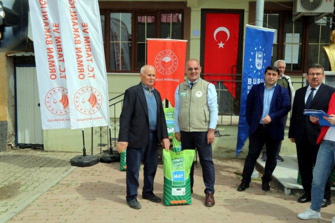 Mudanyalı Üreticilere Silajlı Mısır Desteği