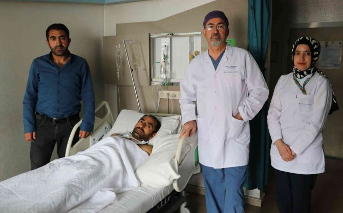 Kasığından Yaralanan Genç, 15 Ünite Kanla Hayata Tutundu