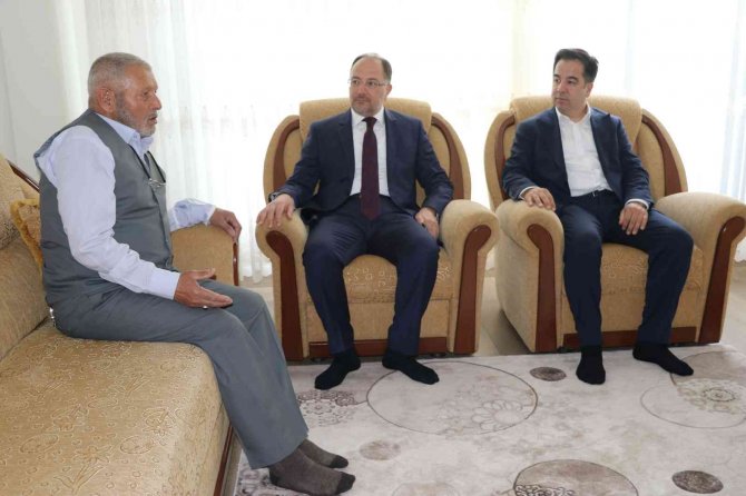Altyapı Ve Kentsel Dönüşüm Hizmetleri Genel Müdürü Gürgen, “Elazığ’da 19 Bin 174 Konutun Kuraları Çekildi, Vatandaşlarımıza Teslim Edildi”