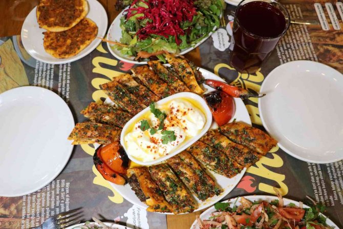 ’Beyti Sarma’ Hem Göze Hem Mideye Hitap Ediyor