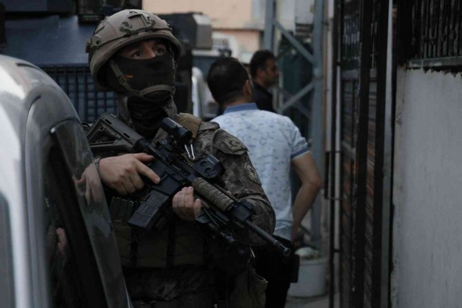 Adana’da Terör Örgütü Deaş’a Şafak Operasyonu