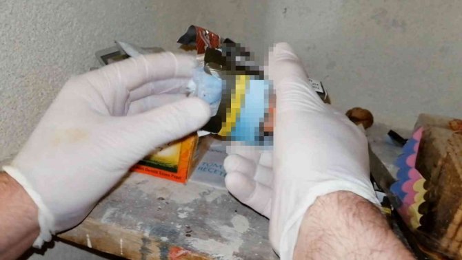 Sigara Paketleri İçinden Uyuşturucu Hap Çıktı