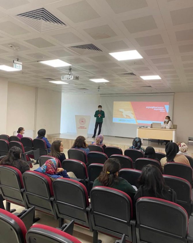 Kırklareli’nde Öğrencilere Bağımlılıkla Mücadele Eğitimi