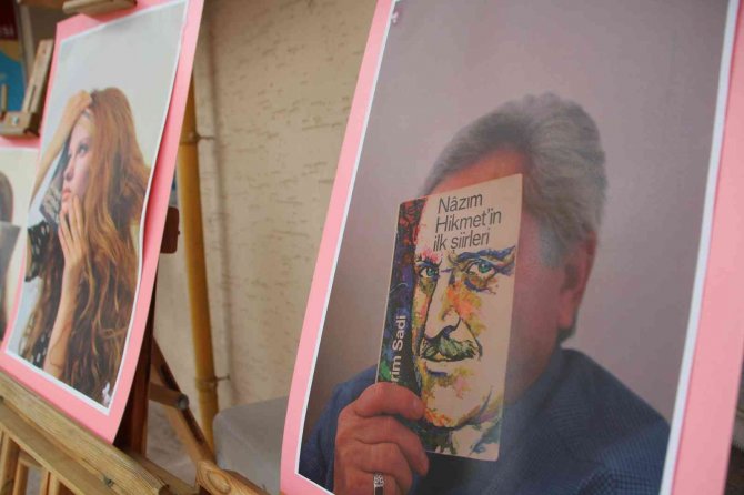 Bilecik’te ’İ̇nsan Yüzlü Kitaplar, Kitap Yüzlü İ̇nsanlar’ Adlı Fotoğraf Sergisi Büyük İlgi Gördü