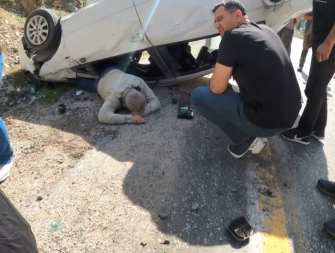 Takla Atan Araçta Dehşeti Yaşadılar