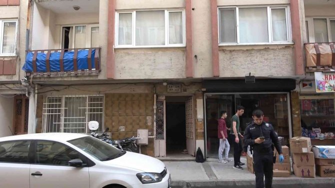 Merdivenlerden Düşen Yaşlı Kadın Hayatını Kaybetti